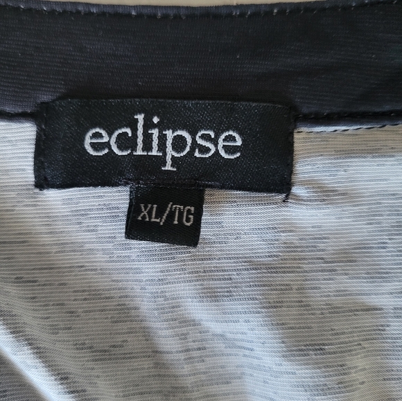 Eclipse Dark Floral Blouse with Pink Accents, Size XL - Picture 4 of 5